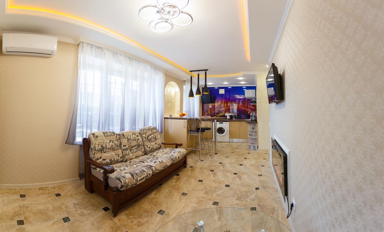Apartment Near Railway Station Kiew Exterior foto