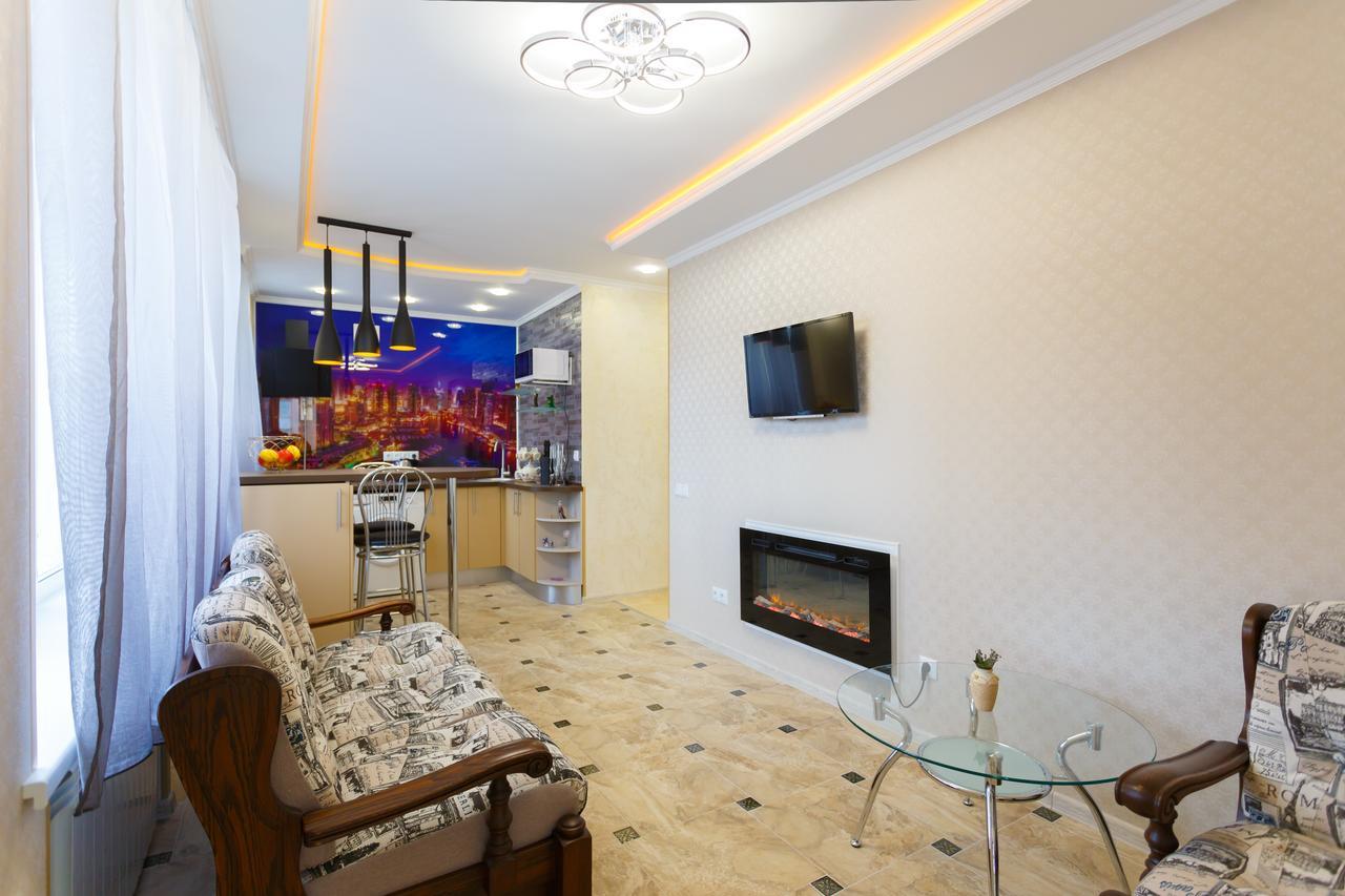 Apartment Near Railway Station Kiew Exterior foto