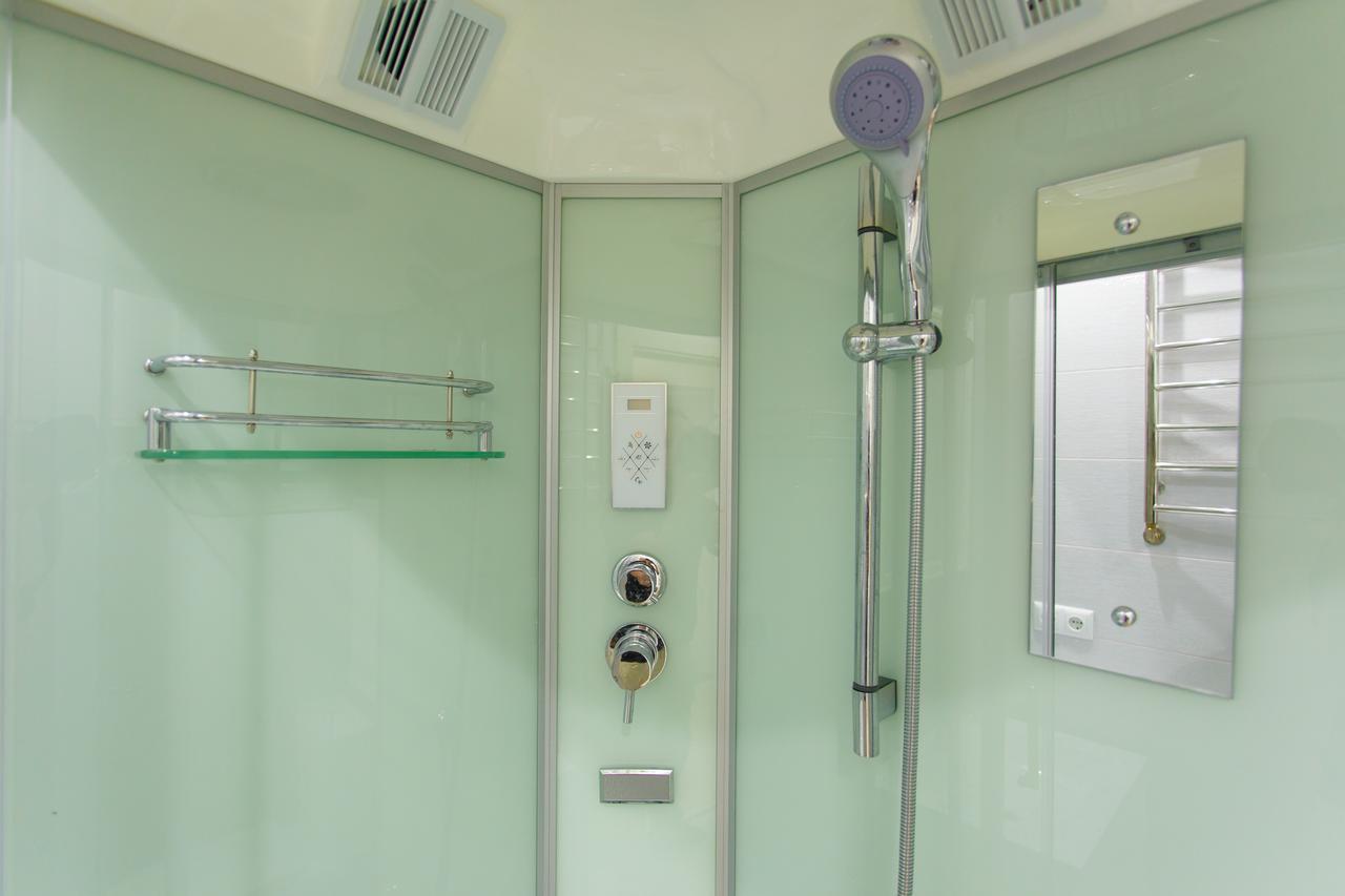 Apartment Near Railway Station Kiew Exterior foto